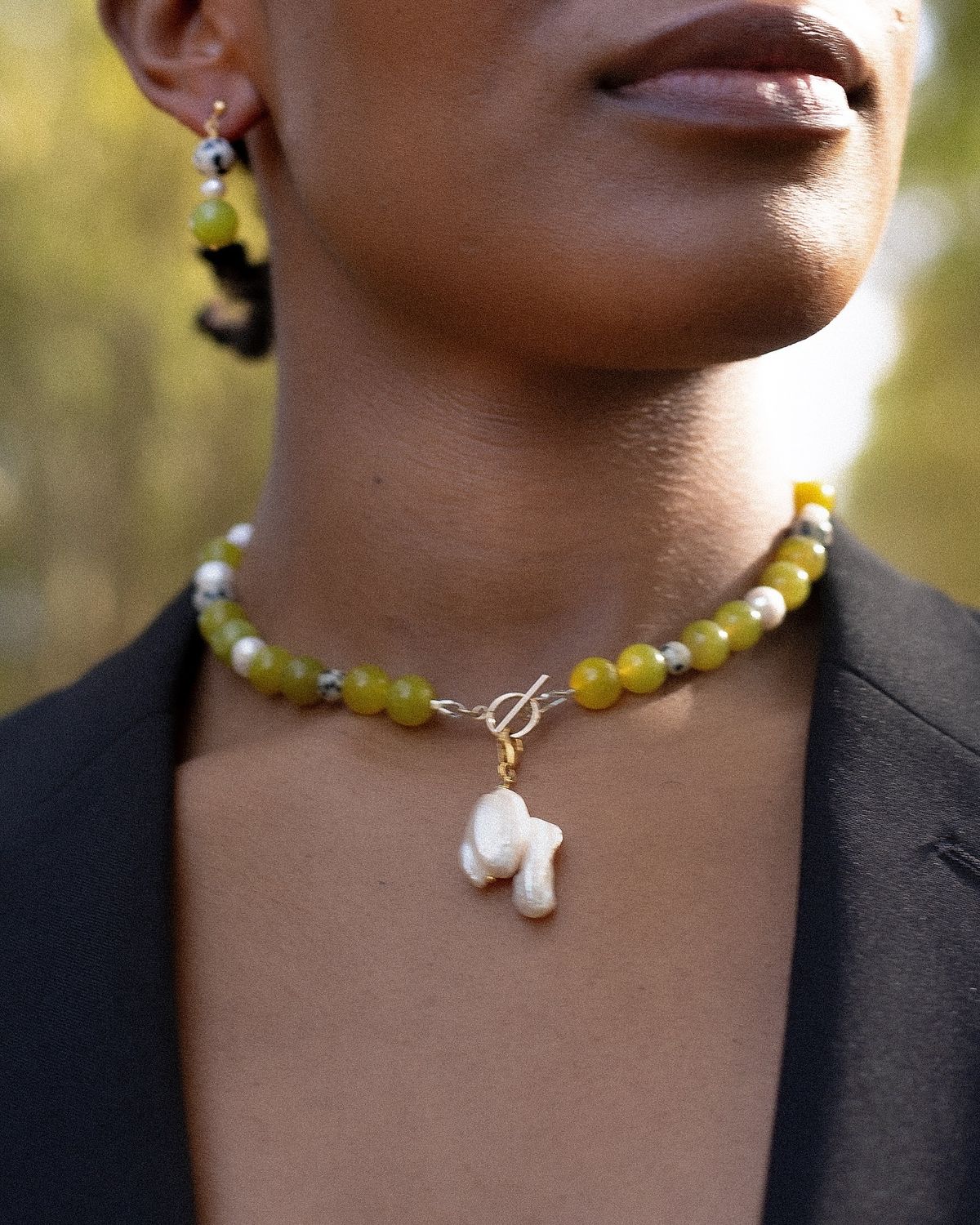 Oeagrus with Detachable Baroque Pearl